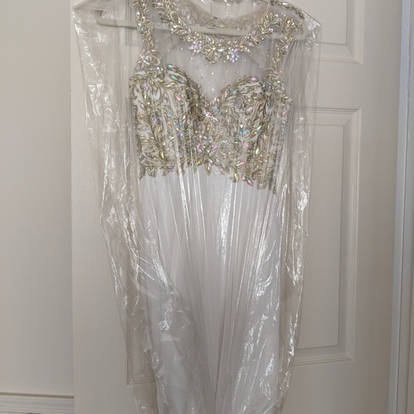 prom dress - Picture 3 of 3